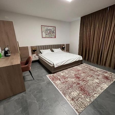Arcgroup Medical Apartment Oradea Exterior photo