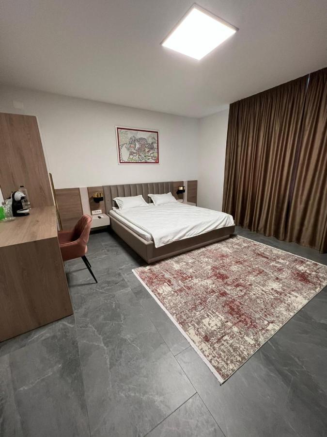 Arcgroup Medical Apartment Oradea Exterior photo